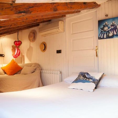 Oshun Puerta del Sol Deluxe Apartment Madrid Bagian luar foto