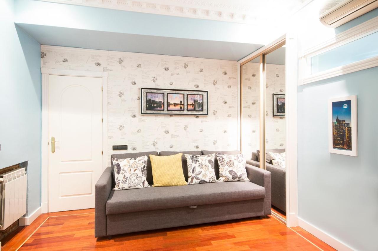 Oshun Puerta del Sol Deluxe Apartment Madrid Bagian luar foto