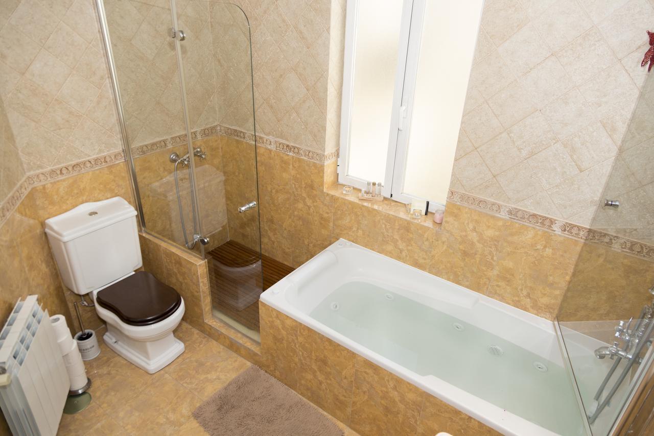 Oshun Puerta del Sol Deluxe Apartment Madrid Bagian luar foto