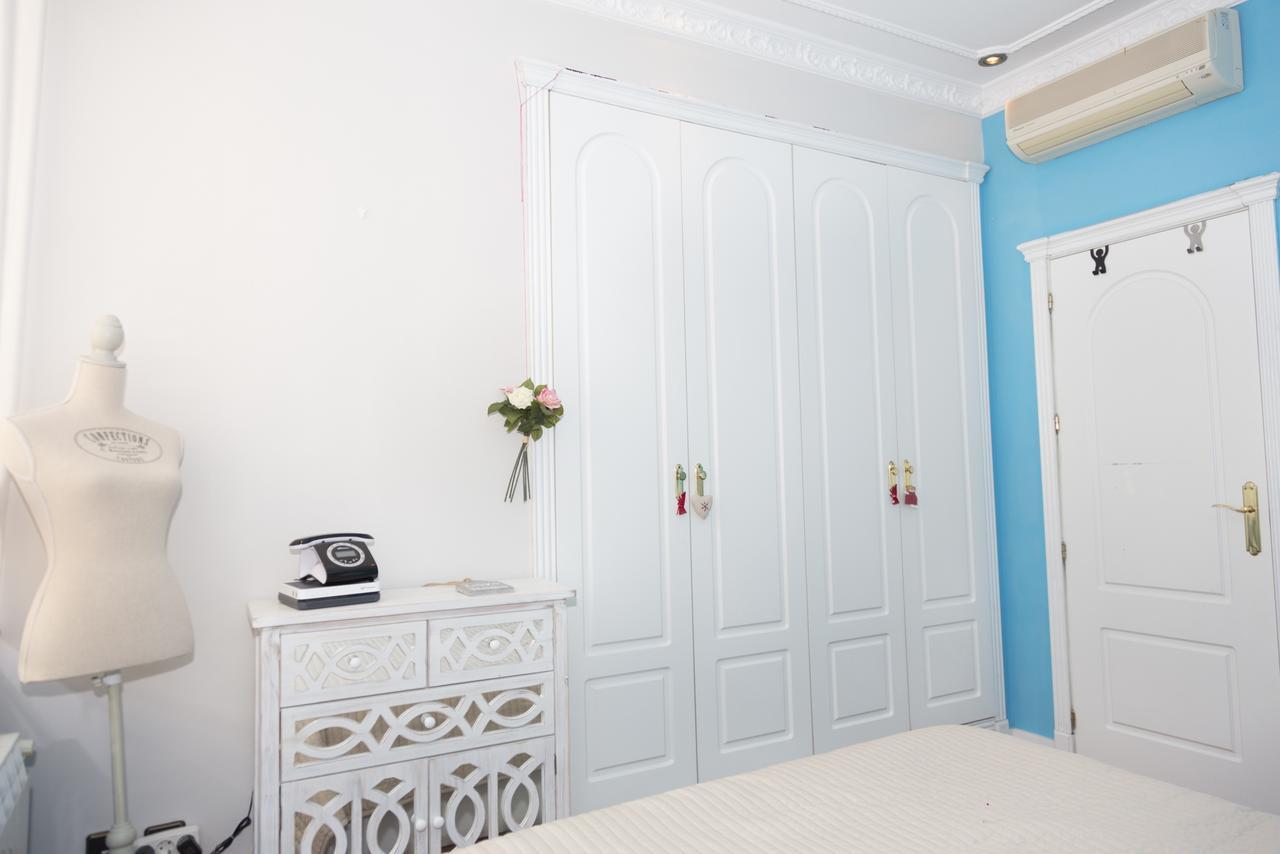 Oshun Puerta del Sol Deluxe Apartment Madrid Bagian luar foto